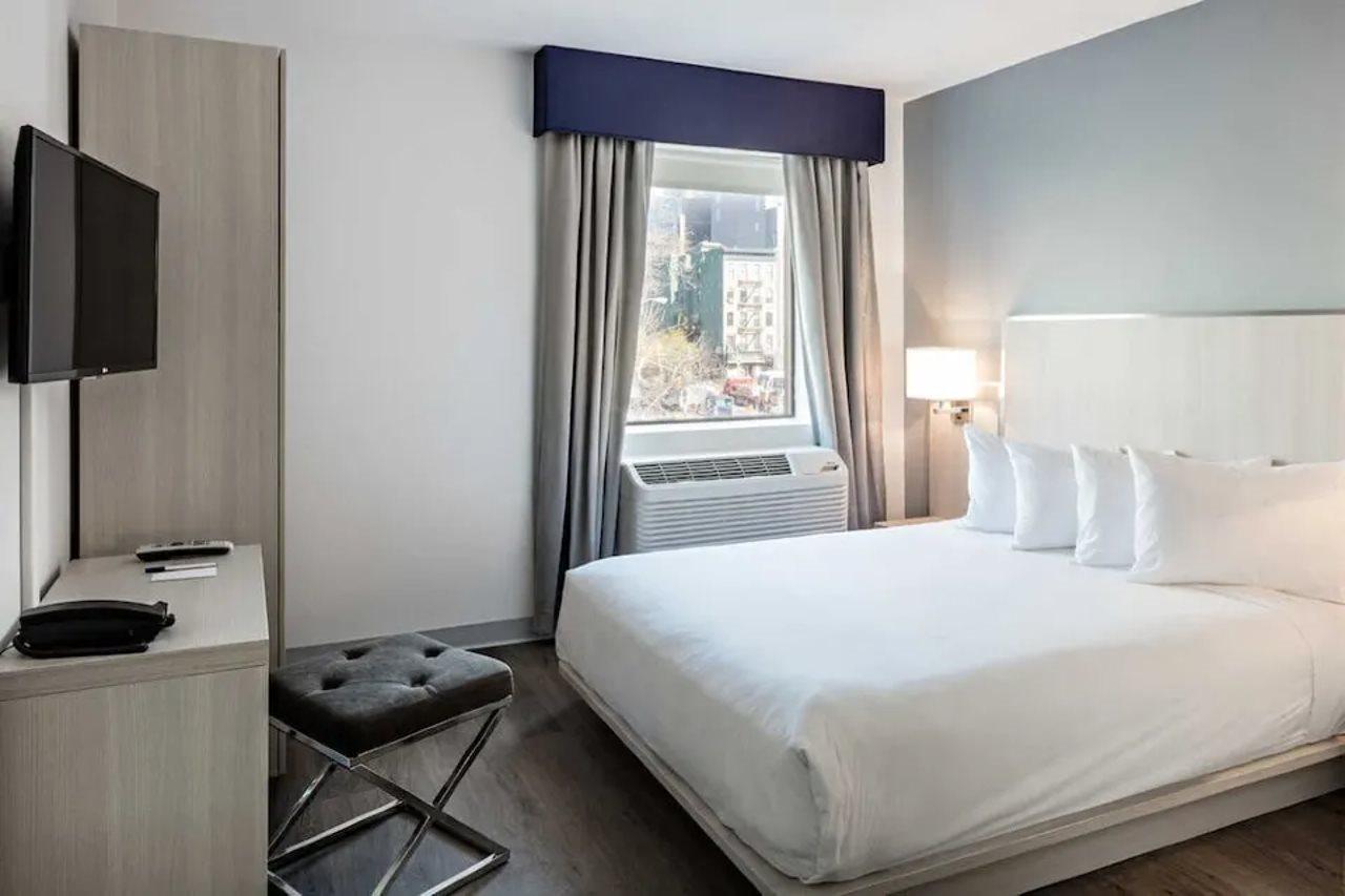 Hotel Gatsby Athen Exterior foto A room at the Hotel 373 Madison
