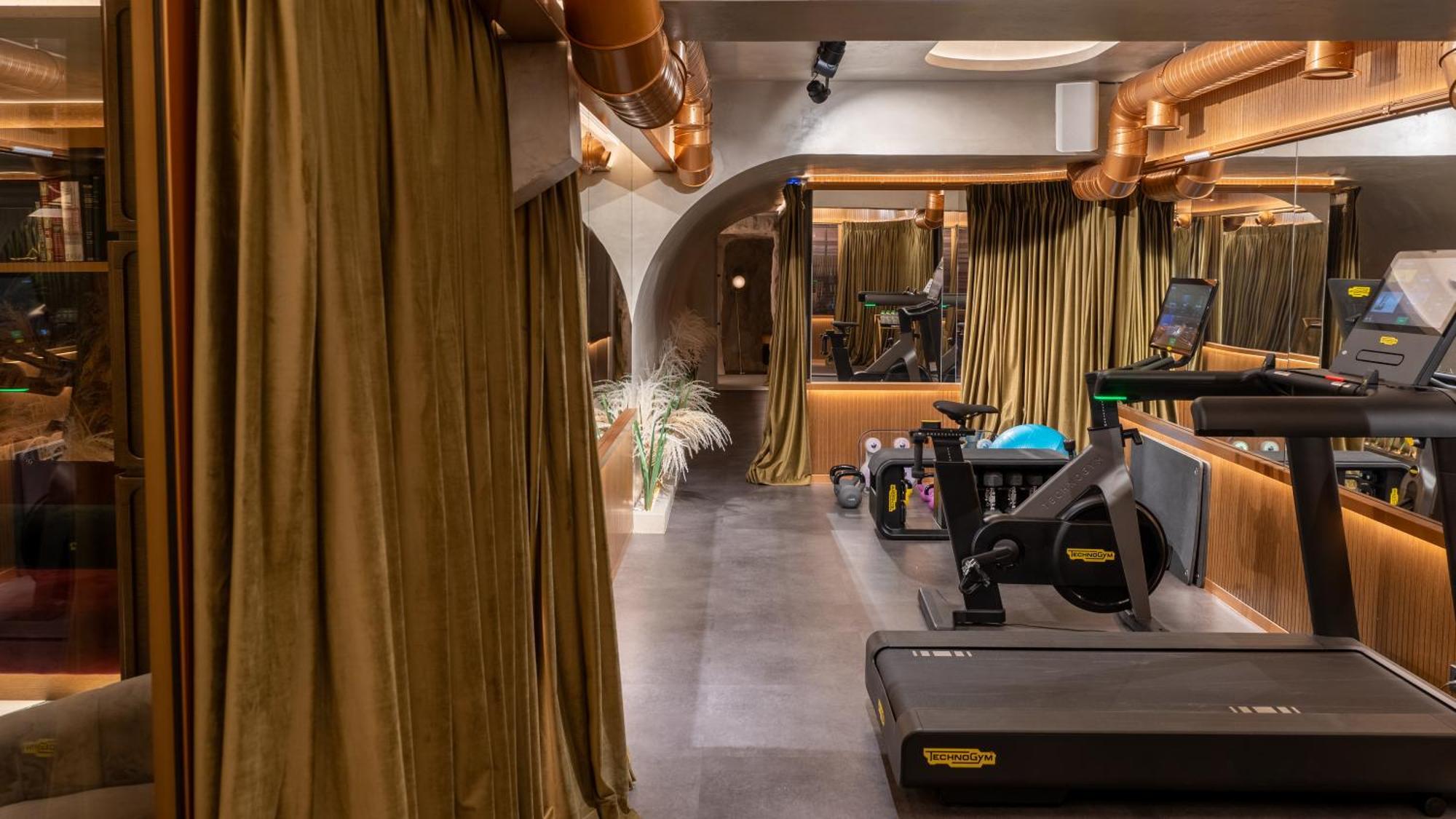 Hotel Gatsby Athen Exterior foto The gym at The Dorchester